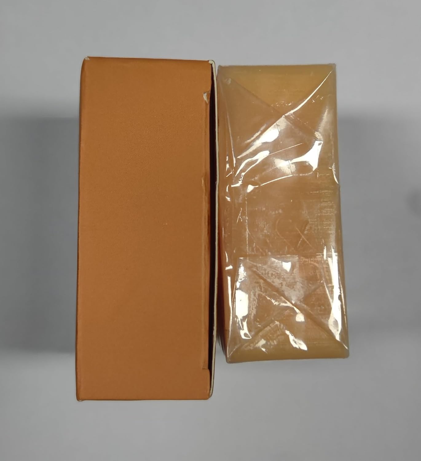 2PCS Turmeric Soap Bar,Cleansing Tumeric Soap for Face & Body,Moisturizing Turmeric Face Bar Soap,Suitable for Women and Men